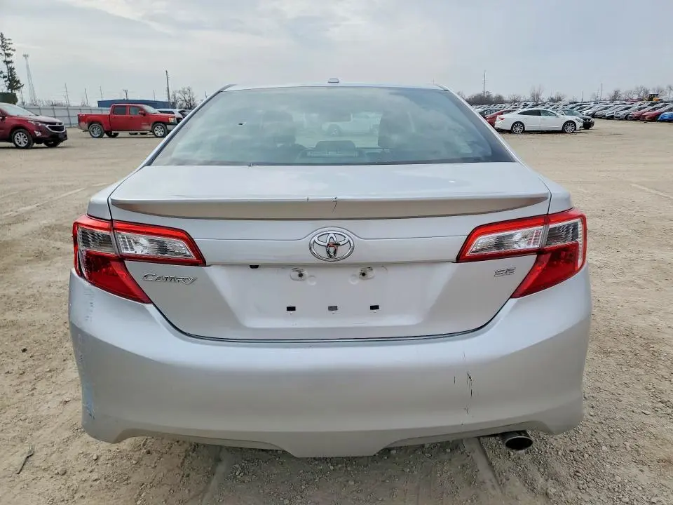 2014 TOYOTA CAMRY SE SPORT  