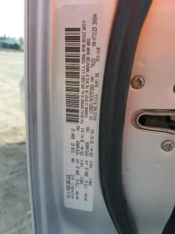 2015 RAM 1500 SLT  
