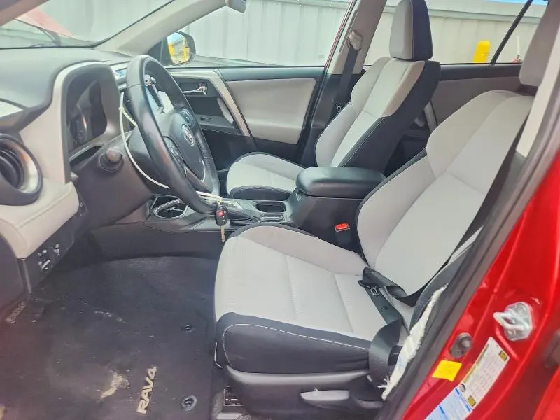 2016 TOYOTA RAV4 XLE  