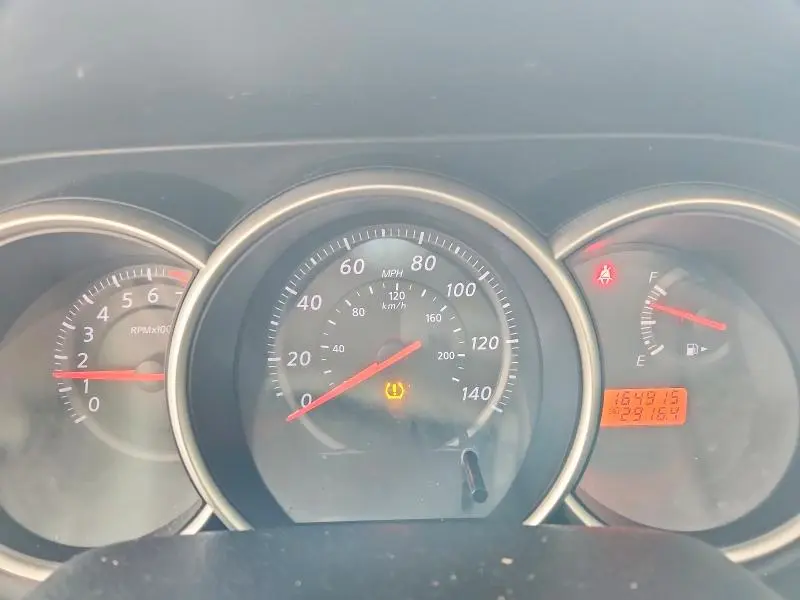 2010 NISSAN VERSA 1.8 S  