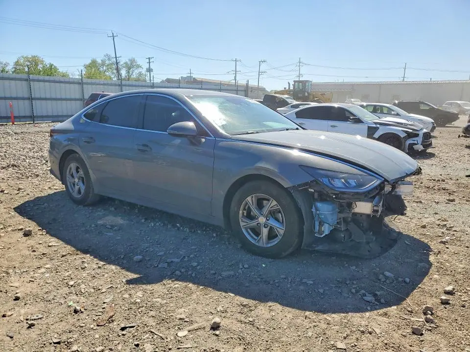 2023 HYUNDAI SONATA SE  