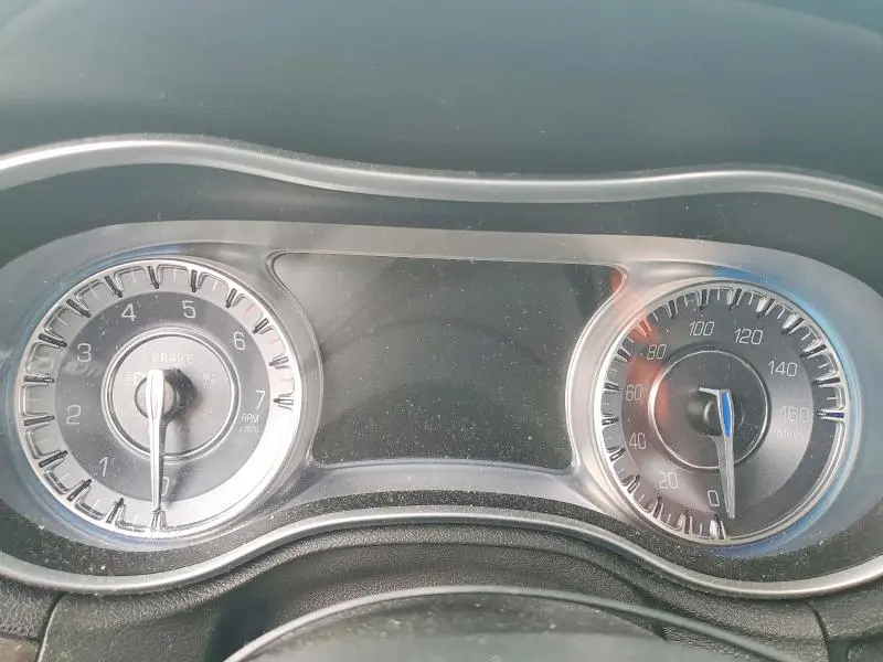 2015 CHRYSLER 300C   