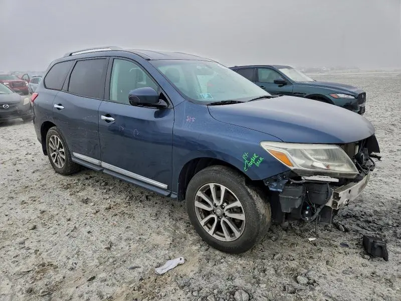 2013 NISSAN PATHFINDER S  