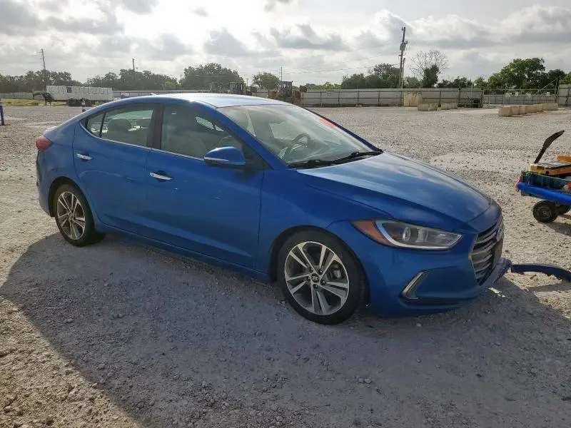 2017 HYUNDAI ELANTRA SE  