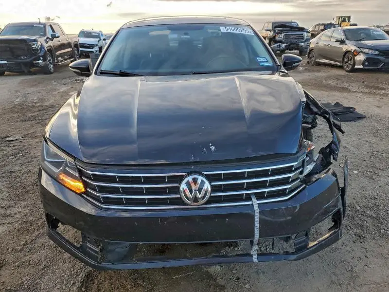 2019 VOLKSWAGEN PASSAT WOLFSBURG  