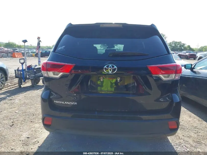 2019 TOYOTA HIGHLANDER LE