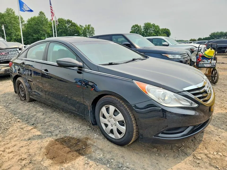 2011 HYUNDAI SONATA GLS  