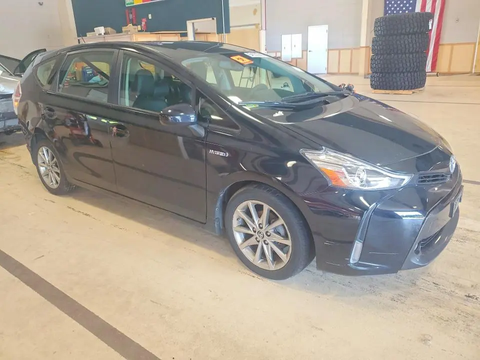 2017 TOYOTA PRIUS V FIVE  