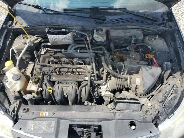 2011 FORD FOCUS SE  