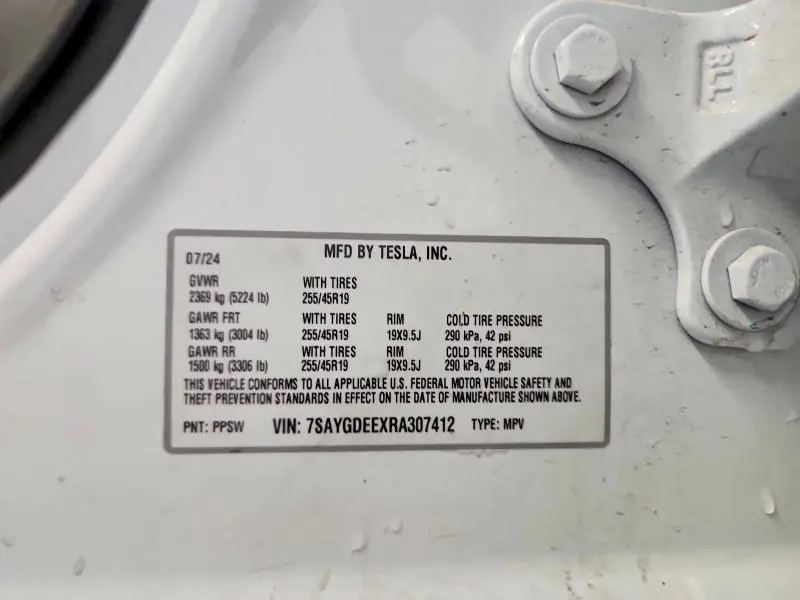 2024 TESLA MODEL Y   