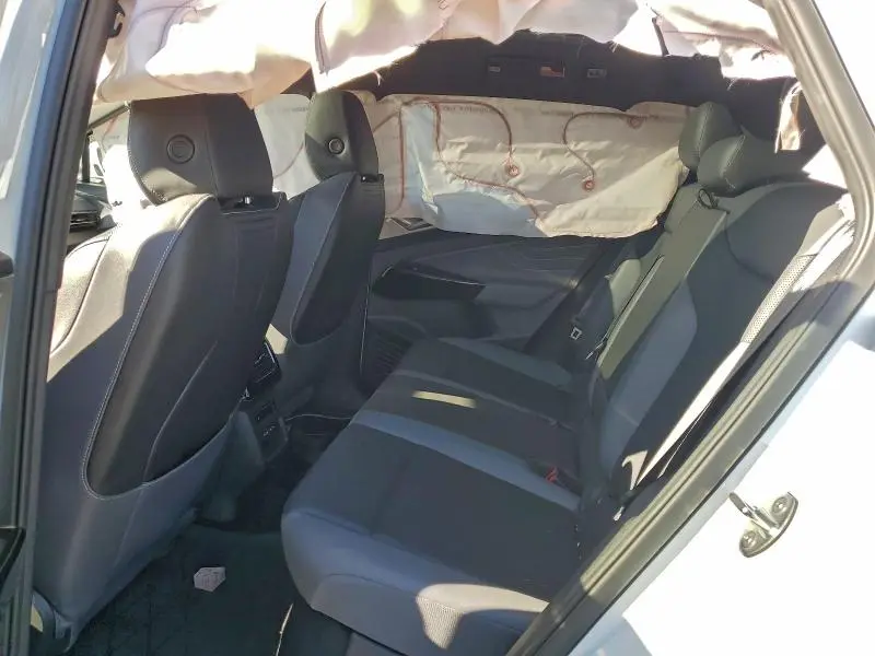 2023 VOLKSWAGEN ID.4 PRO S PLUS  