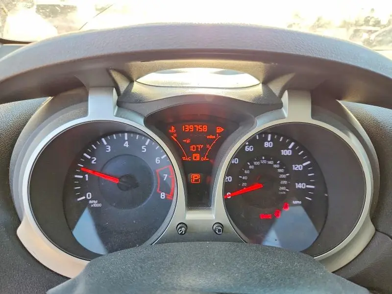 2012 NISSAN JUKE S  