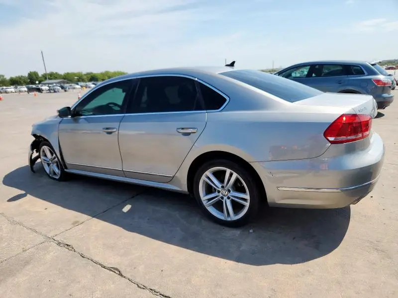 2013 VOLKSWAGEN PASSAT SEL  