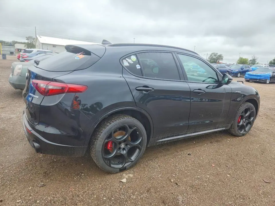 2023 ALFA ROMEO STELVIO TI  
