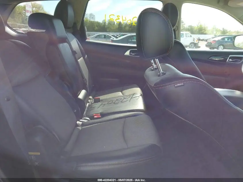 2019 NISSAN PATHFINDER SV