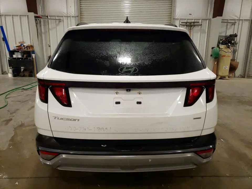 2025 HYUNDAI TUCSON SEL  