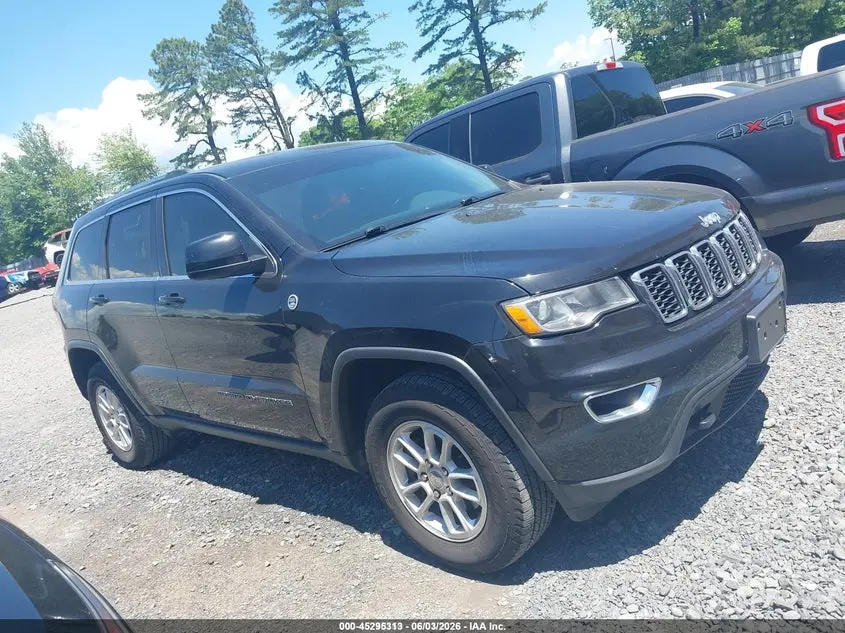 2019 JEEP GRAND CHEROKEE LAREDO E 4X4