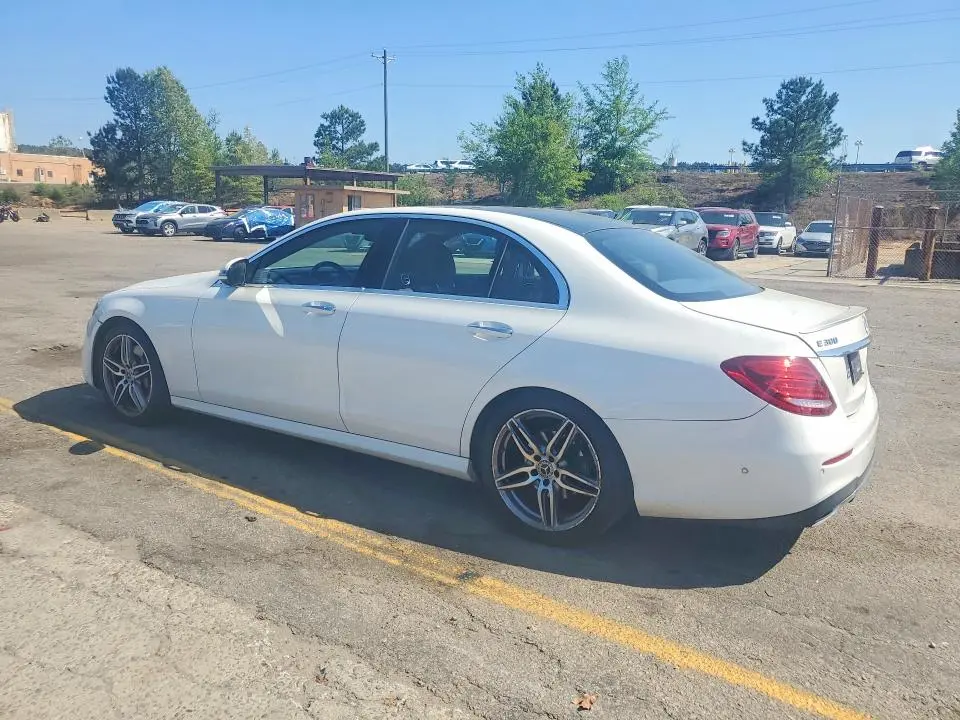 2018 MERCEDES-BENZ E 300  