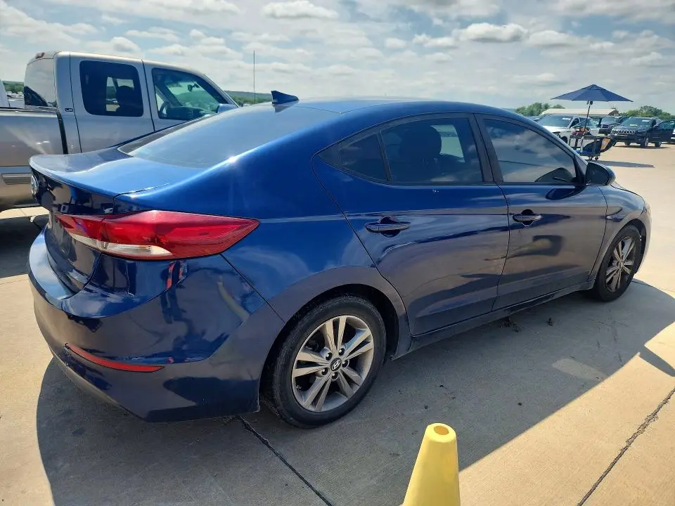 2018 HYUNDAI ELANTRA   