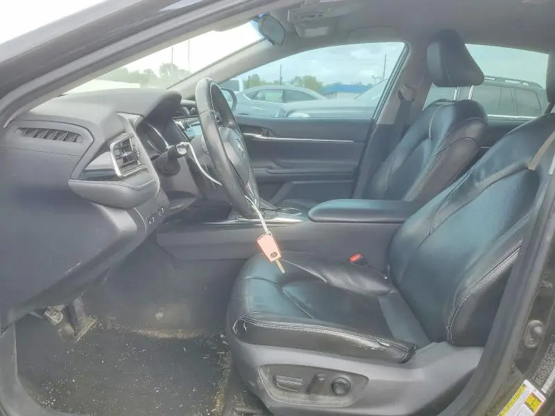 2020 TOYOTA CAMRY SE NIGHTSHADE  