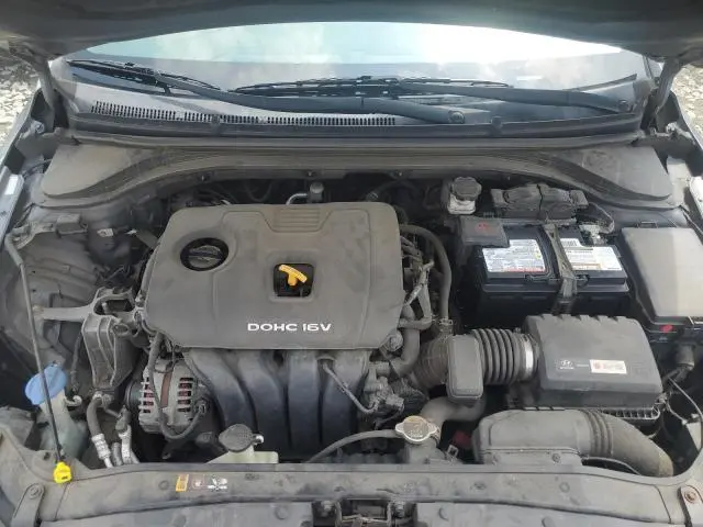 2017 HYUNDAI ELANTRA SE  