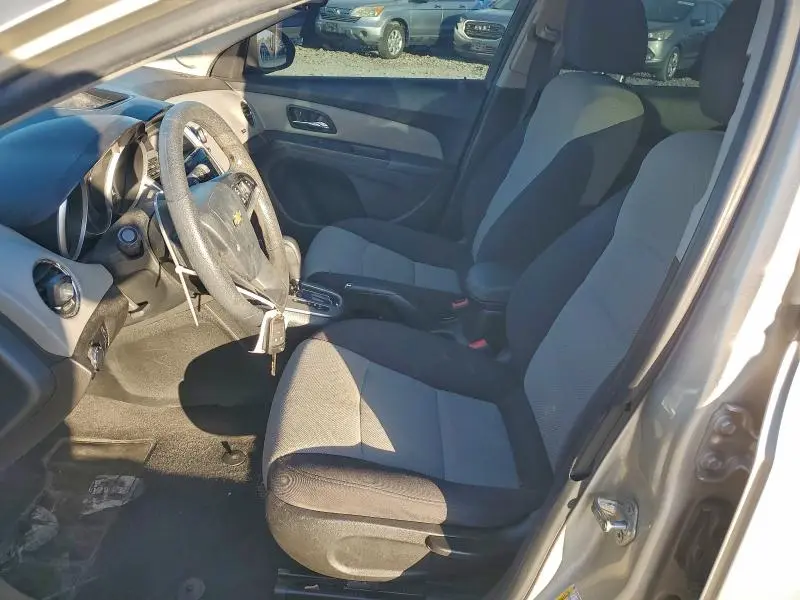 2013 CHEVROLET CRUZE LS  