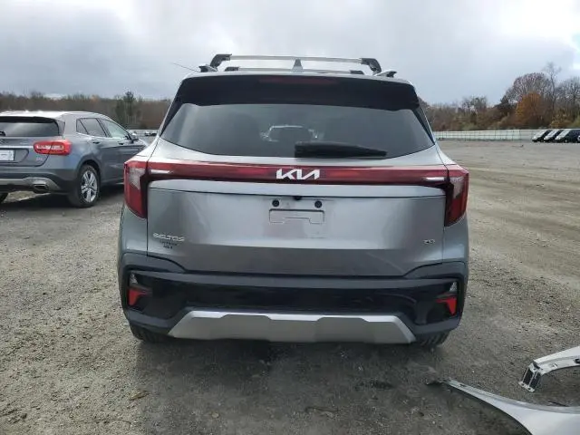 2024 KIA SELTOS EX  