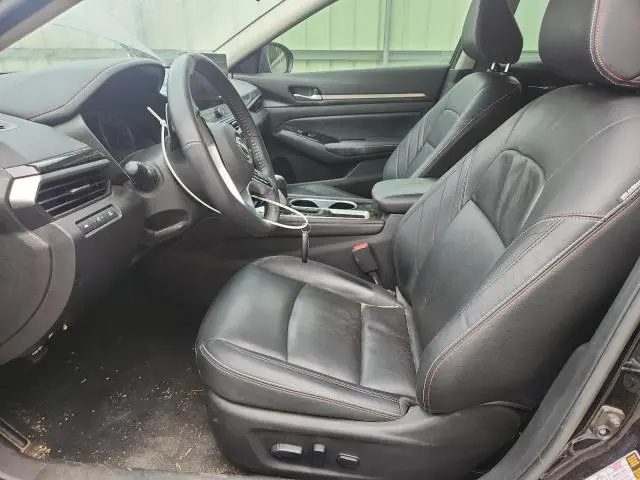 2024 NISSAN ALTIMA SR  