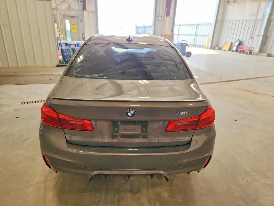 2018 BMW M5   