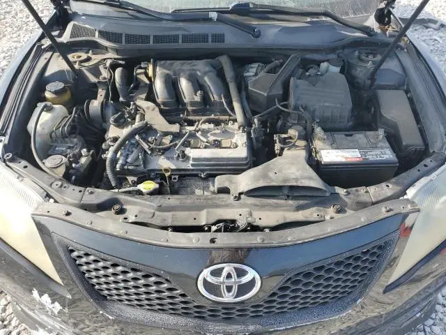 2010 TOYOTA CAMRY SE