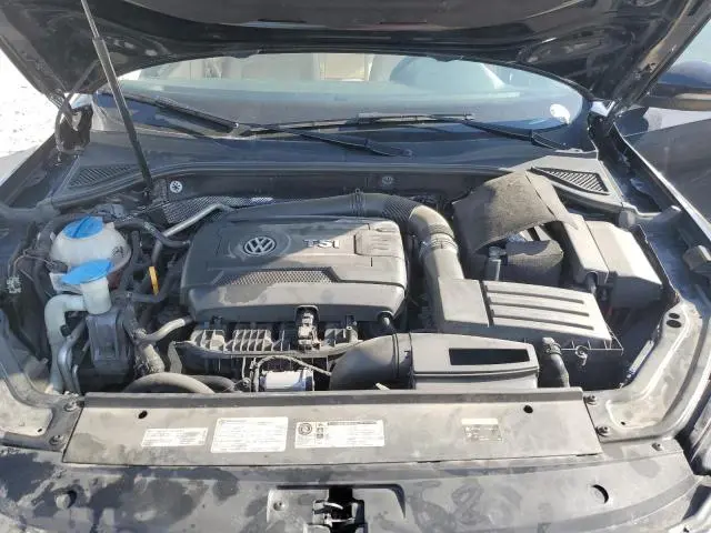 2017 VOLKSWAGEN PASSAT SE