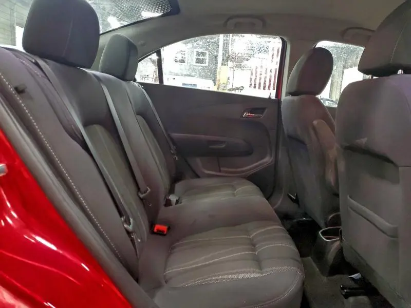 2015 CHEVROLET SONIC LT  