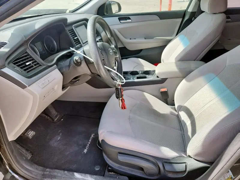 2018 HYUNDAI SONATA SE  