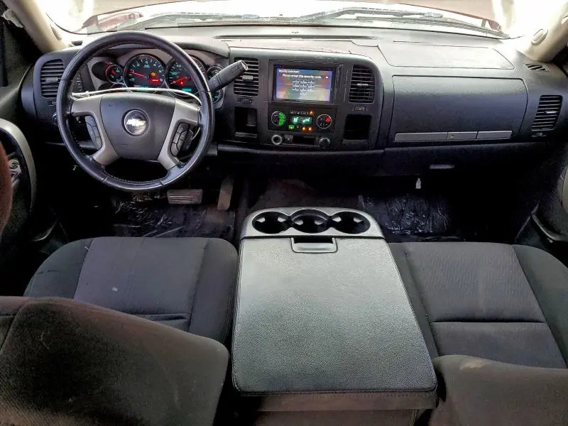2011 CHEVROLET SILVERADO C1500 LT  