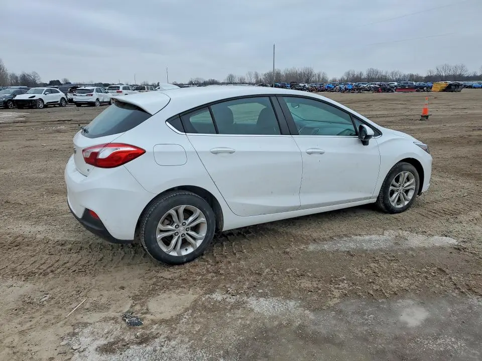 2019 CHEVROLET CRUZE LT  