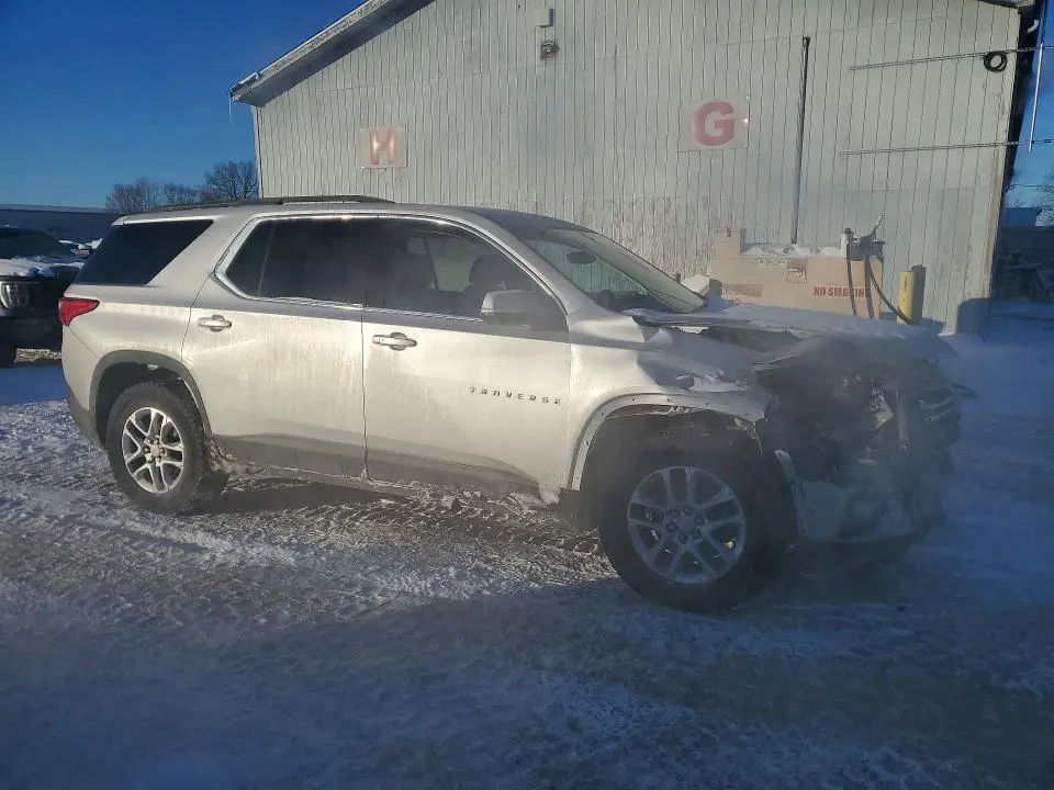 2020 CHEVROLET TRAVERSE LT  