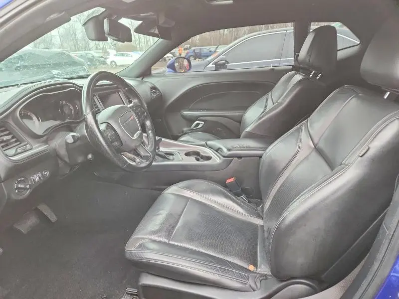 2021 DODGE CHALLENGER SXT  