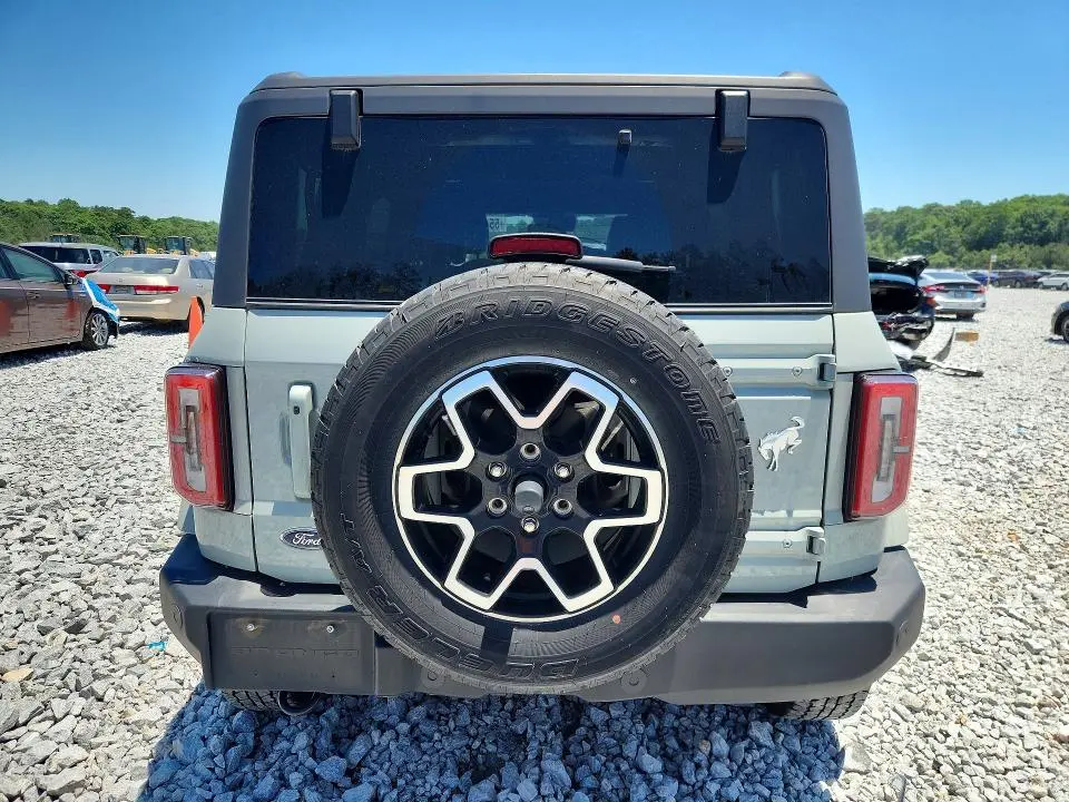 2024 FORD BRONCO OUTER BANKS  