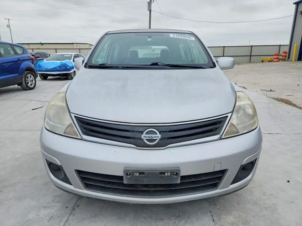 2011 NISSAN VERSA 1.8 S  