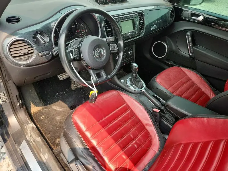 2012 VOLKSWAGEN BEETLE TURBO  