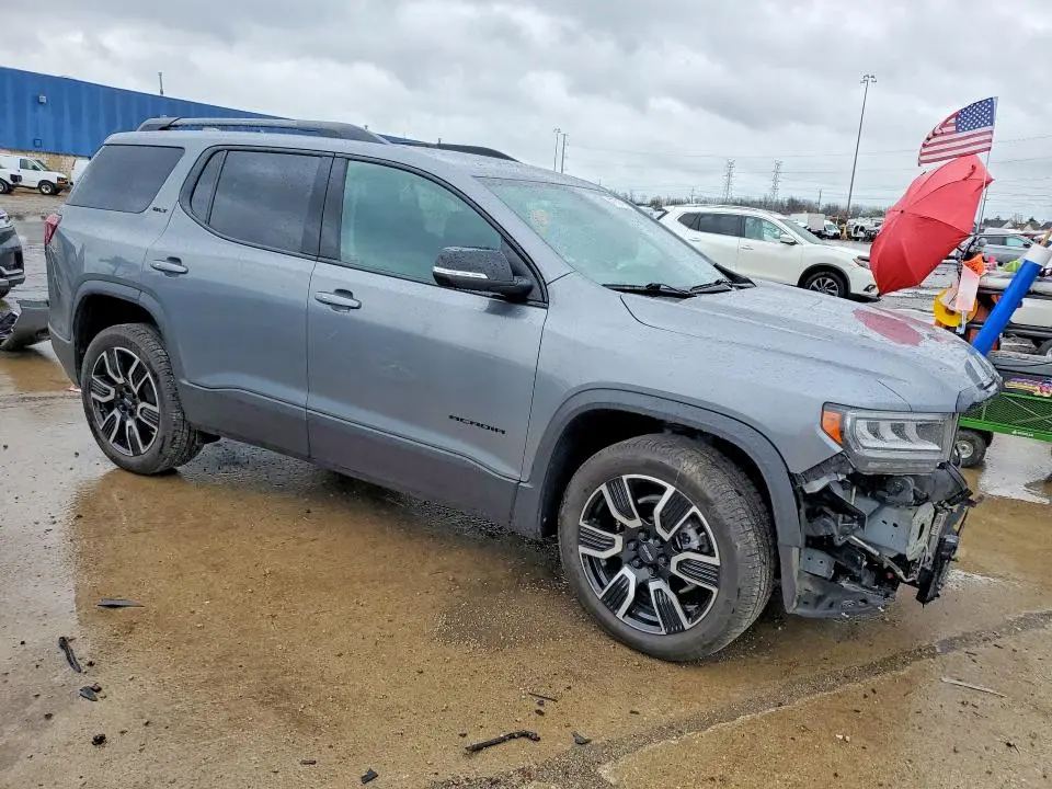 2021 GMC ACADIA SLT  