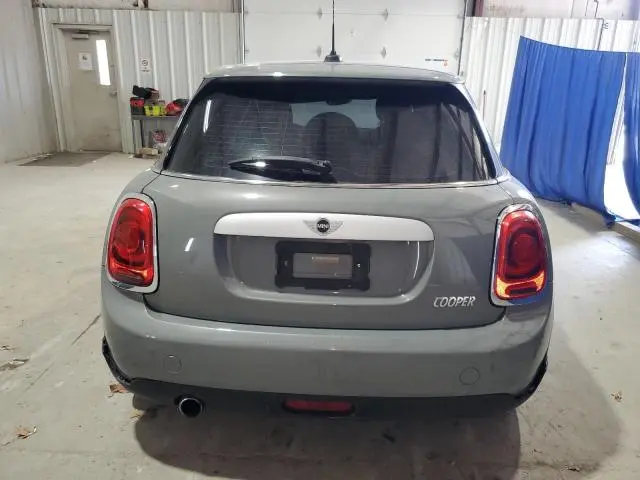 2015 MINI COOPER   