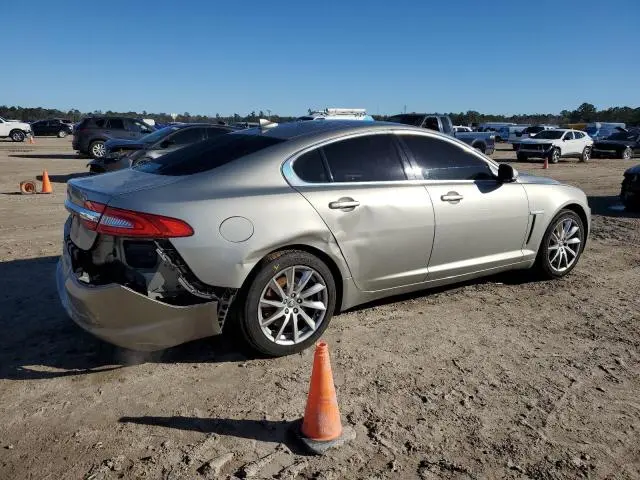 2013 JAGUAR XF 