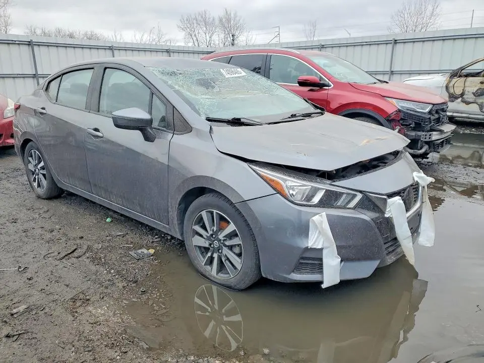 2021 NISSAN VERSA SV  