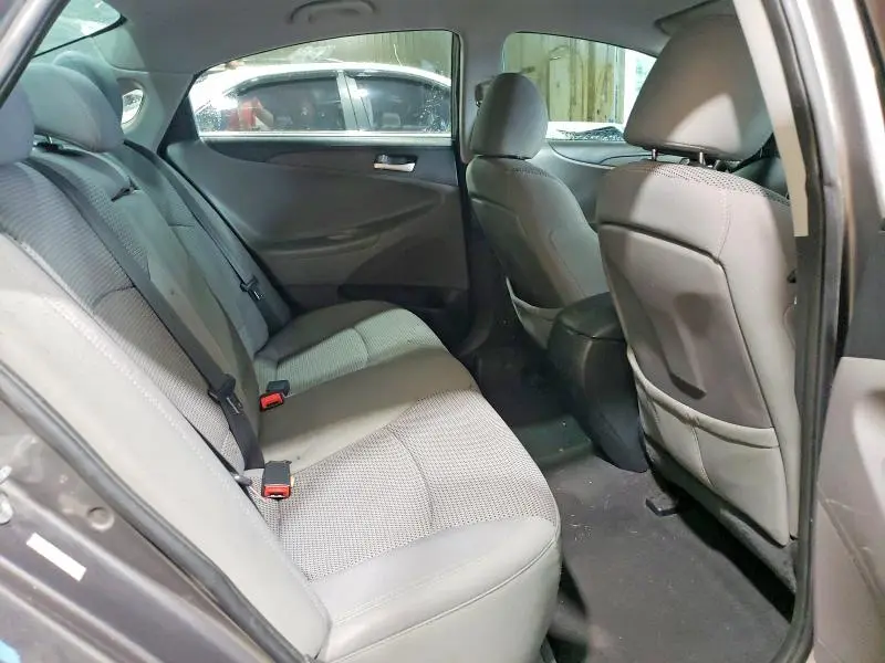2011 HYUNDAI SONATA GLS  