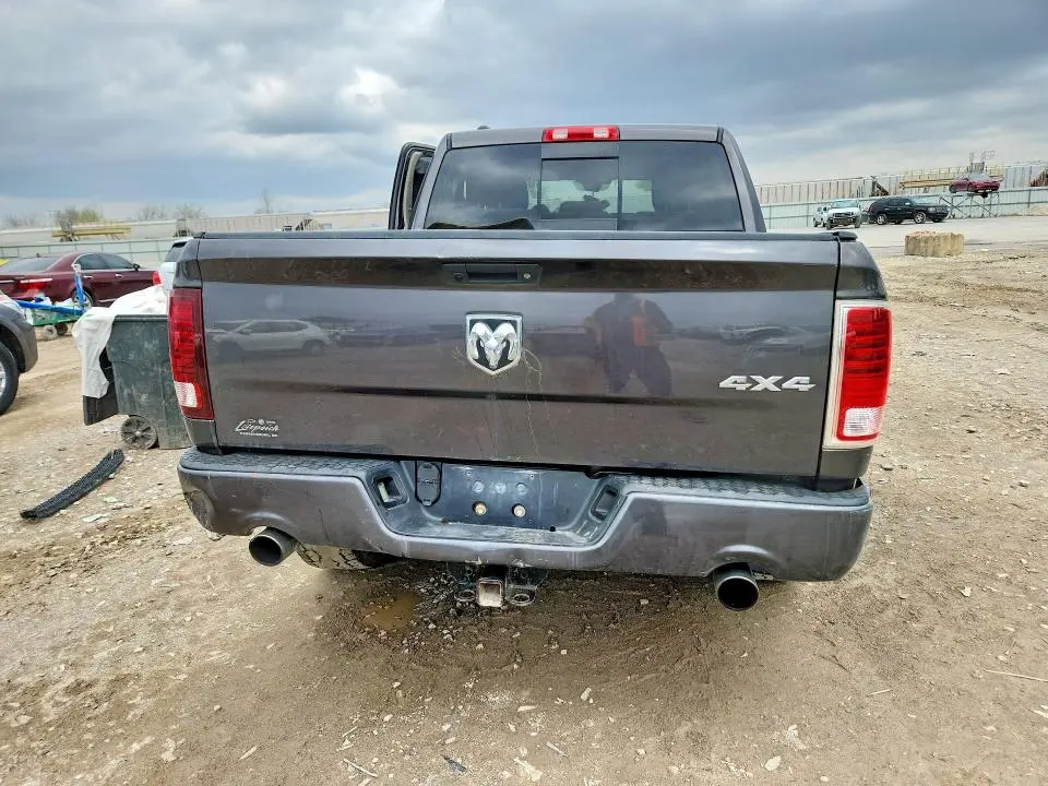 2015 RAM 1500 SPORT  