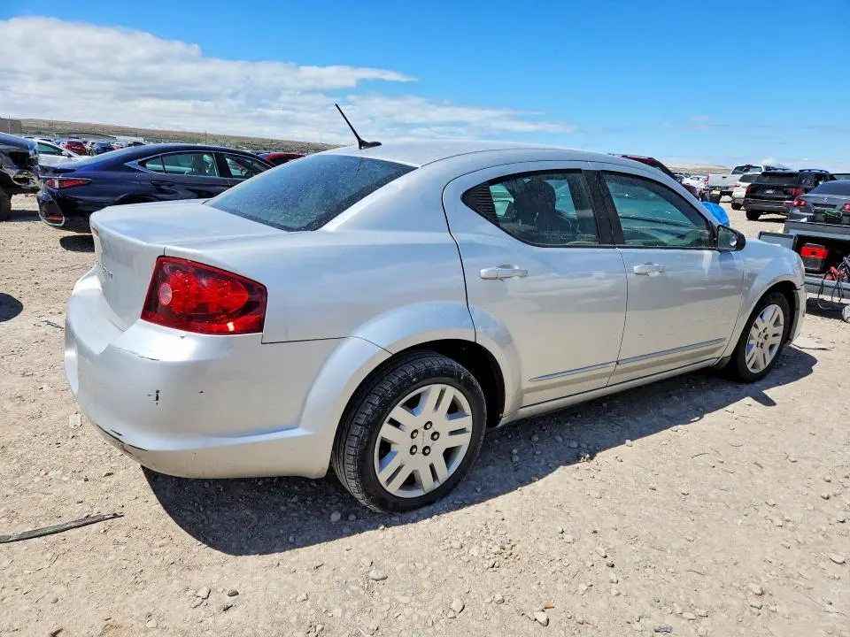 2012 DODGE AVENGER SE  
