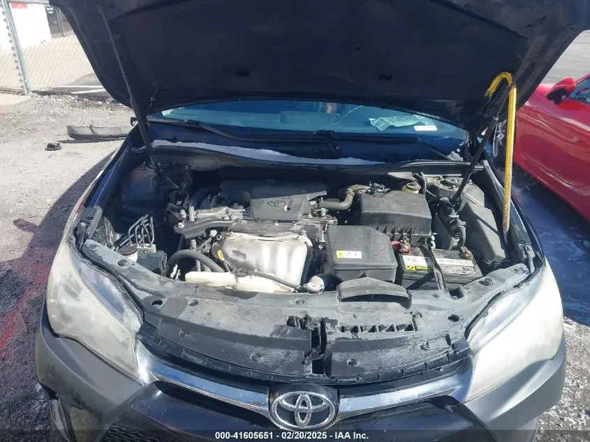 2017 TOYOTA CAMRY SE