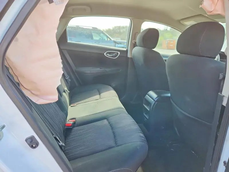 2019 NISSAN SENTRA SV  