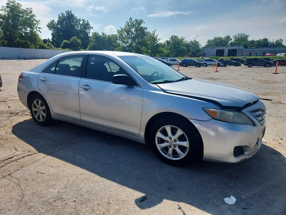 2011 TOYOTA CAMRY LE  